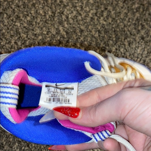 Gold blue and fuchsia Nike authentic - Picture 11 of 12
